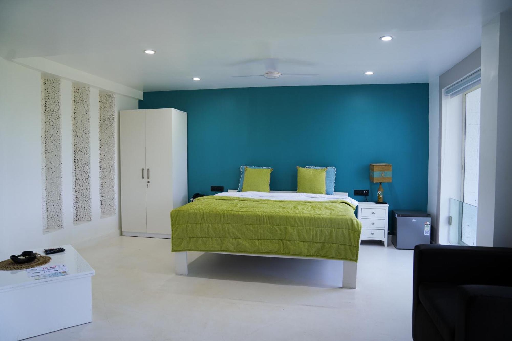 Regenta Beach House Resort, Goa Бенаулим Екстериор снимка